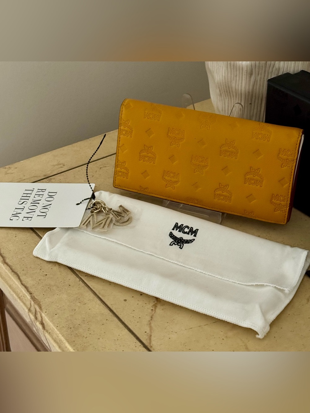 MCM RARE Mustard Klara Continental Wallet Bifold Embossed Yellow Full Inc/COA - Picture 6 of 16